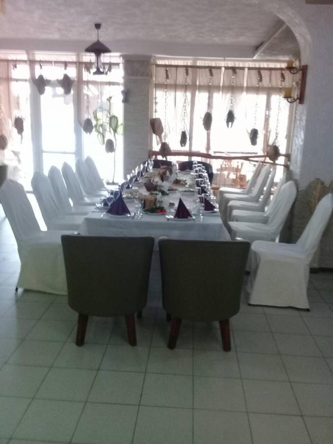 Racu Hotel Comrat Kültér fotó